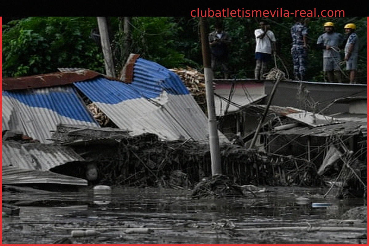 Búsqueda de Británicos Desaparecidos Tras Inundaciones en Nepal y Tíbet